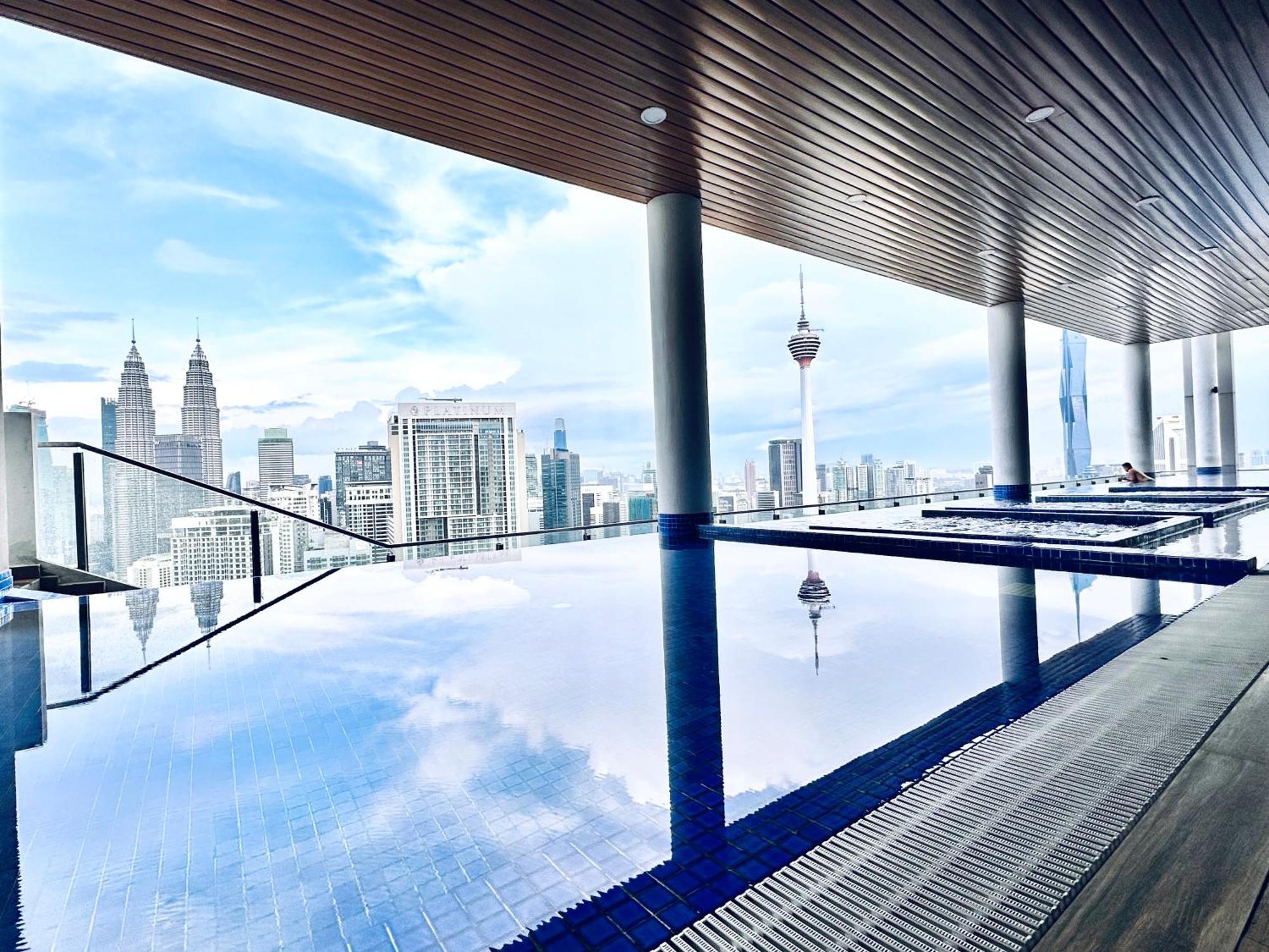 The Luxe Suites Klcc By Cozy Stay Κουάλα Λουμπούρ Εξωτερικό φωτογραφία