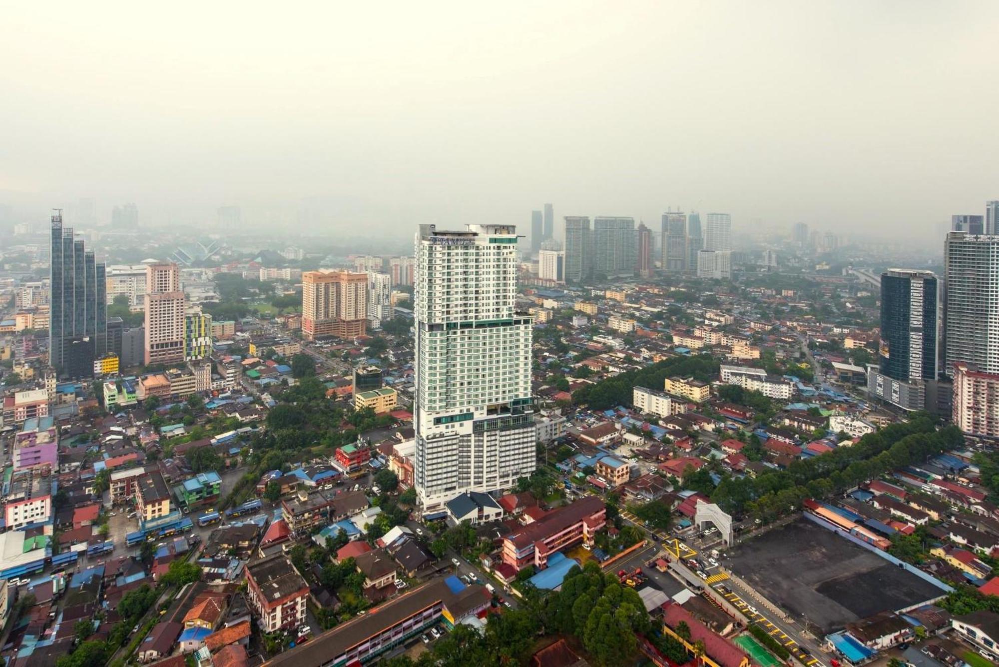 The Luxe Suites Klcc By Cozy Stay Κουάλα Λουμπούρ Εξωτερικό φωτογραφία