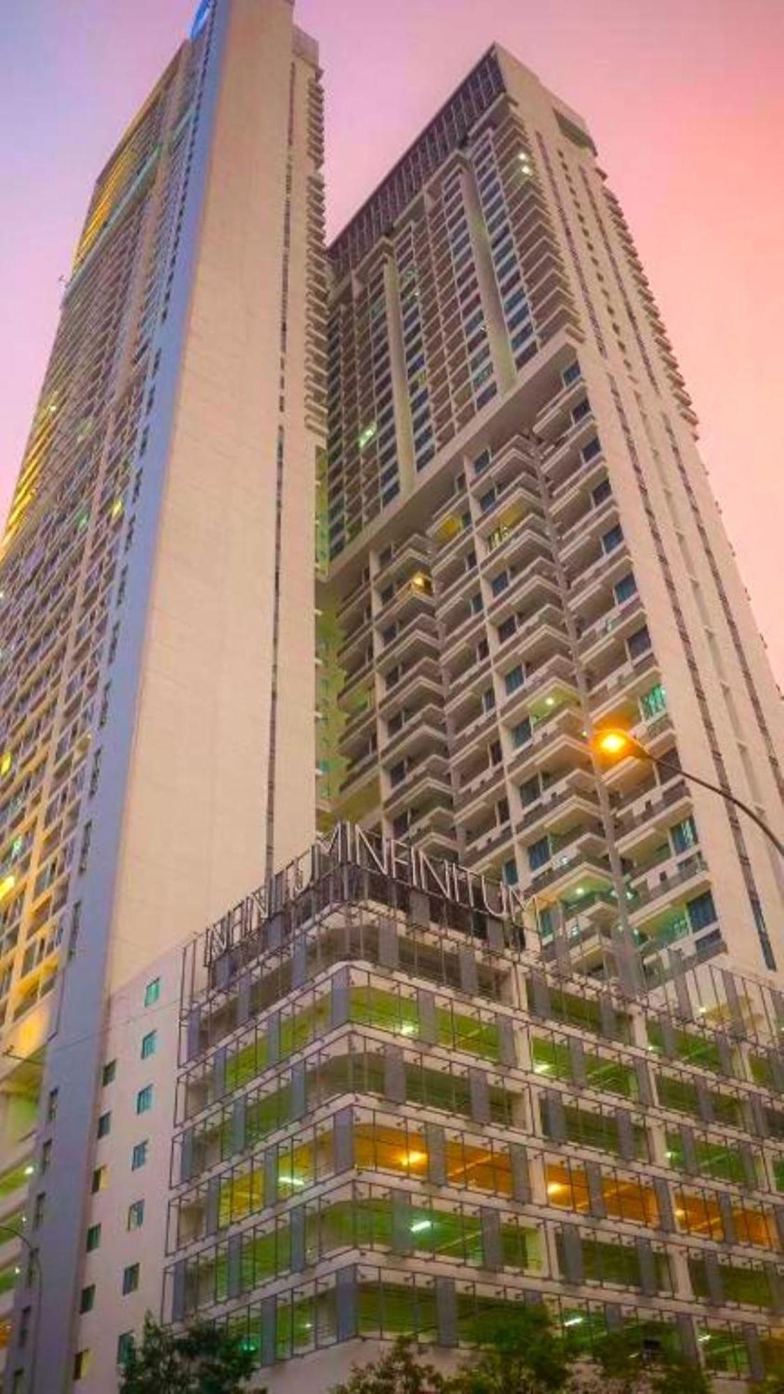 The Luxe Suites Klcc By Cozy Stay Κουάλα Λουμπούρ Εξωτερικό φωτογραφία